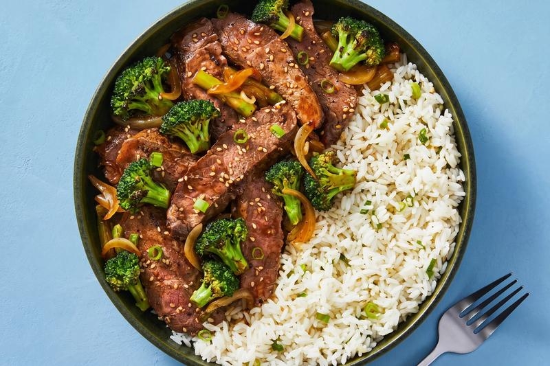 Soy-Glazed Steak with Broccoli Stir-Fry