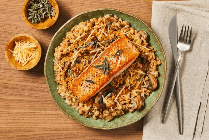 Salmon & Creamy Mushroom Farrotto