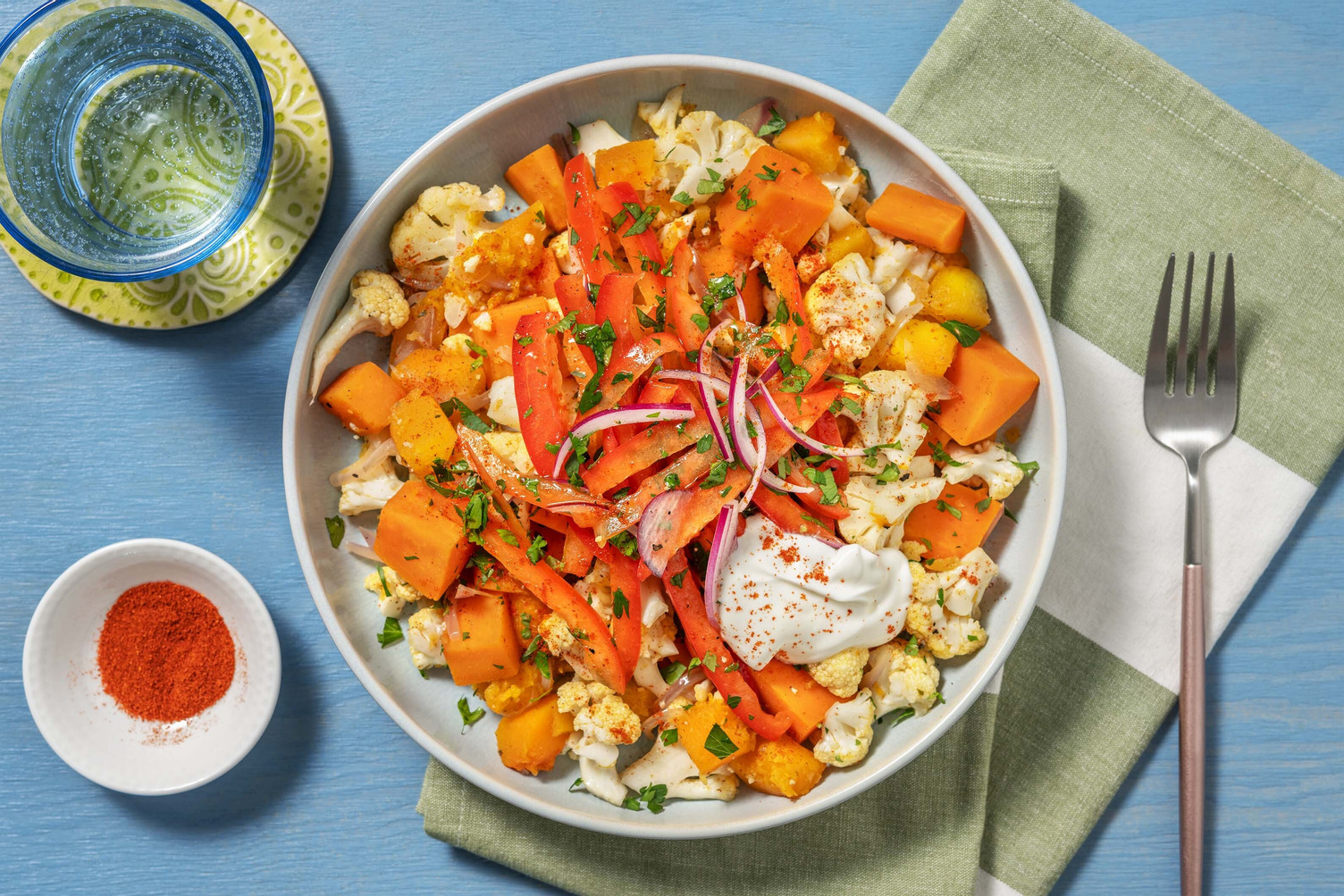 Würzige Gemüsepfanne mit Kürbis, Blumenkohl und Süsskartoffel