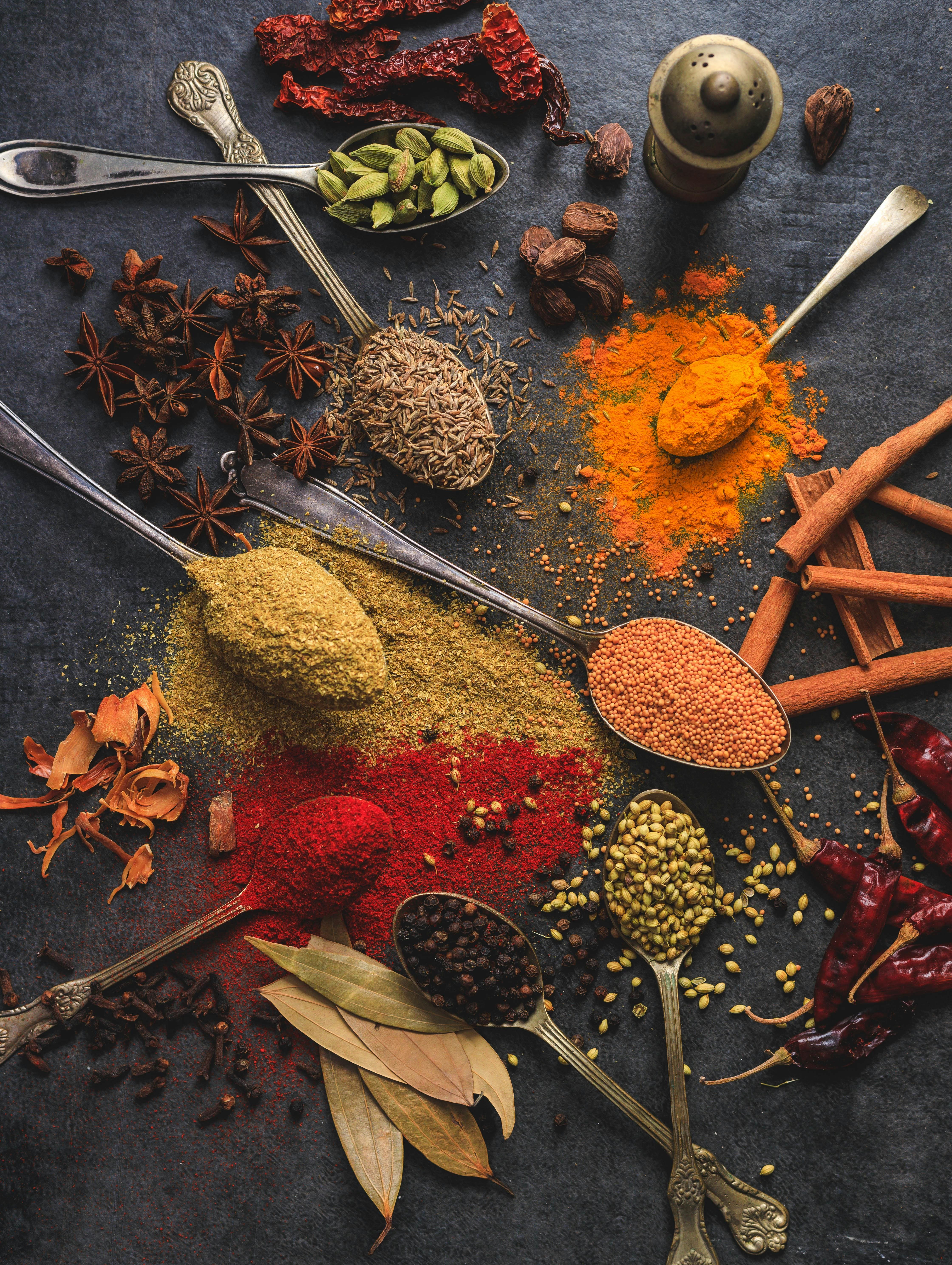 https://media.hellofresh.com/w_3840%2Cq_auto%2Cf_auto%2Cc_limit%2Cfl_lossy/hellofresh_website/us/articles/HowToRoastPumpkinSeeds/HowToRoastPumpkinSeeds_Image3.jpg