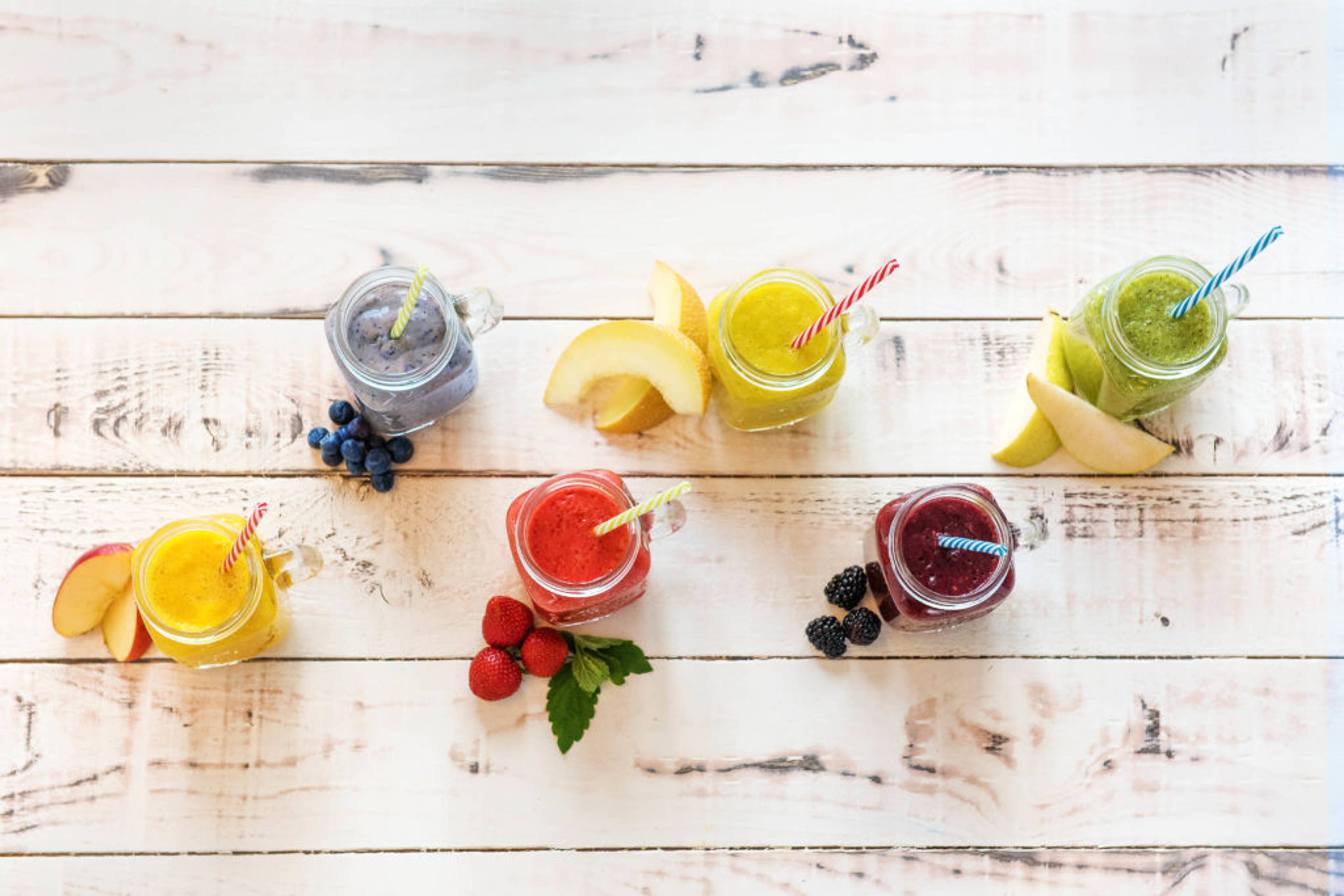 Regenbogen-Smoothies