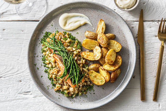 Gebakken zalmfilet met zeekraaltopping