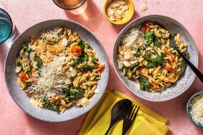 Orzo met spinazie en cherrytomaten