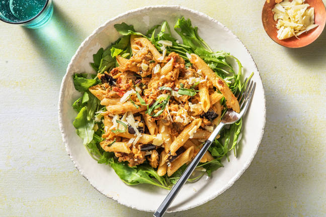 Penne in roomsaus van zongedroogde tomaten en aubergine