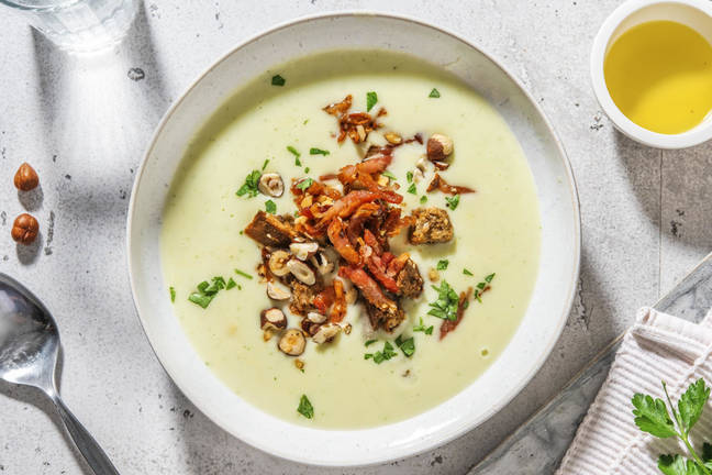 Bloemkoolsoep met krokante spekjes