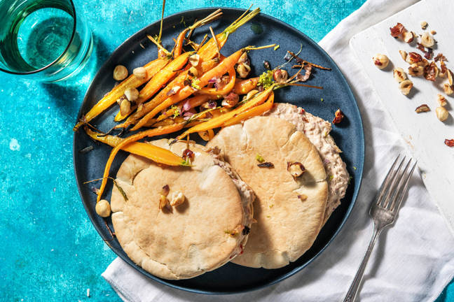 Pitabroodjes met zelfgemaakte tonijnsalade