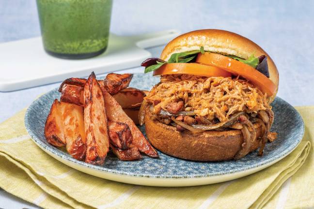Smokey Pulled Pork & Bacon Jam Burger