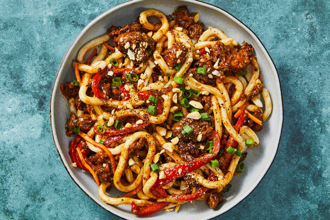 Tout-en-un : Sauté de bœuf aux arachides