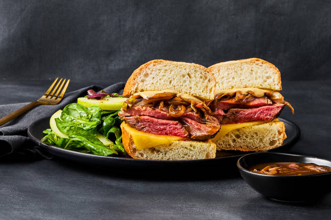 Beef Tenderloin & Gouda Sandos