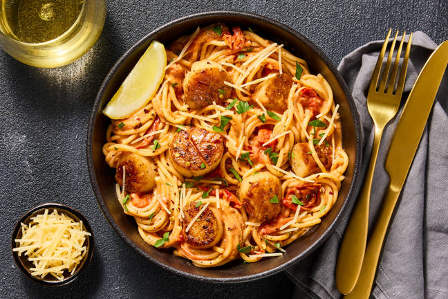 Garlic Herb Butter–Basted Scallops