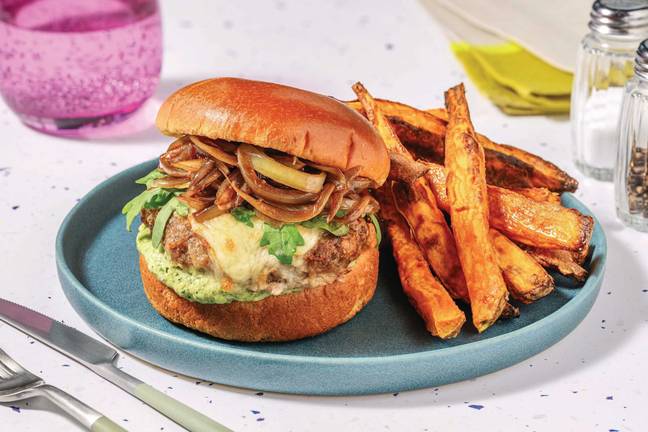 Cheesy Beef & Creamy Aioli Burger