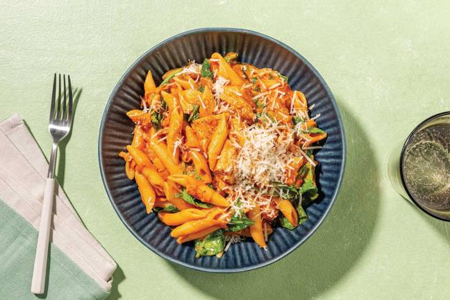 Creamy Chicken, Leek & Tomato Fasta Pasta