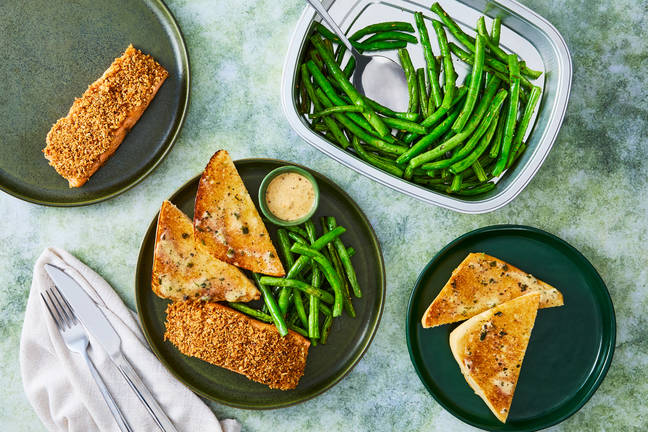 Prep & Bake Dijon-Crusted Salmon & Green Beans