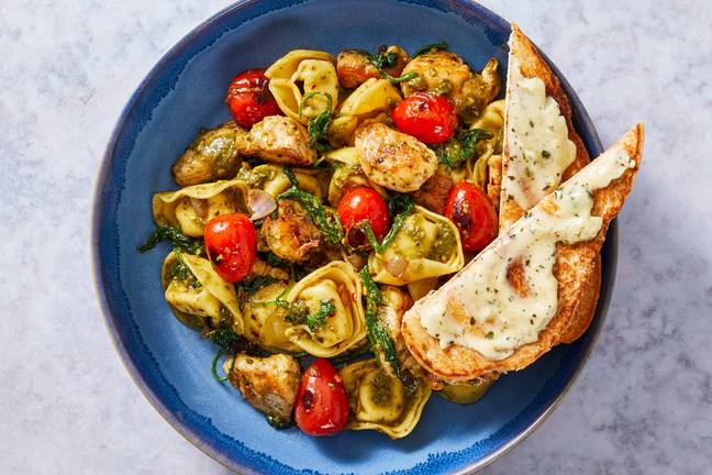 Pesto Chicken Tortelloni