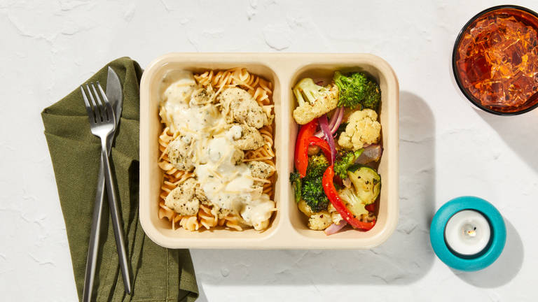 Fusilli Chicken Alfredo