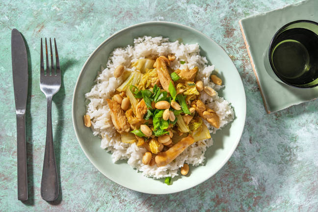 Teriyaki-Hähnchen auf Spitzkohl-Pfanne