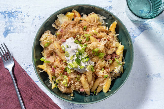 Schupfnudelpfanne mit Speck und Sauerkraut