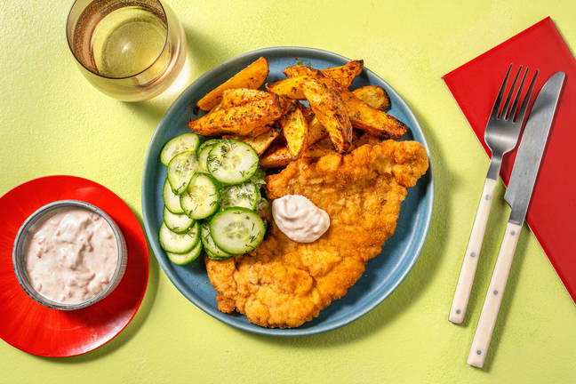 Schnitzel Wiener Art mit Ofenkartoffeln