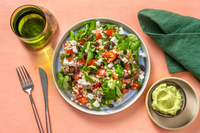 Couscous perlé, guacamole & fromage à la grecque