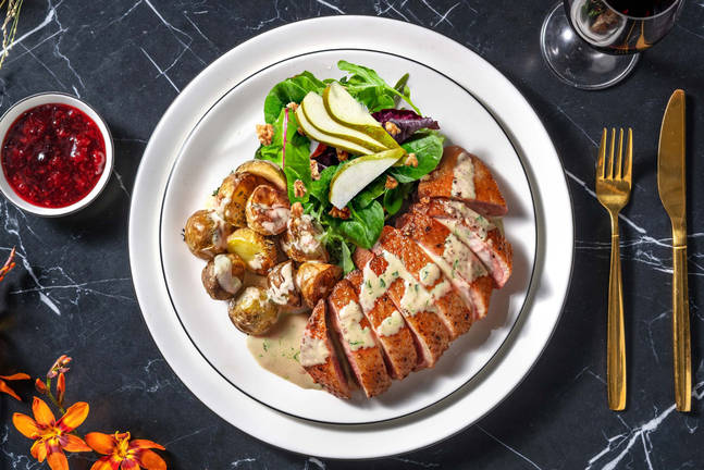 Stekt sous vide-and og kremet persillesaus