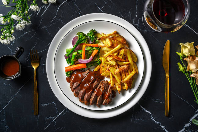 Pandestegt rumpsteak og cremet pebersauce