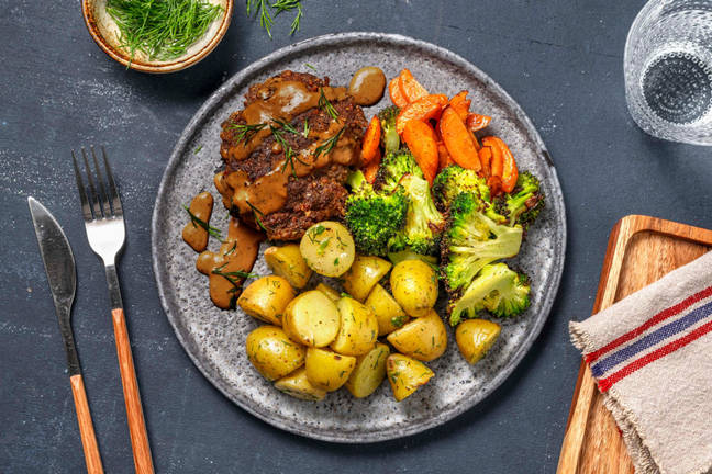 Hakkebiff i brun saus