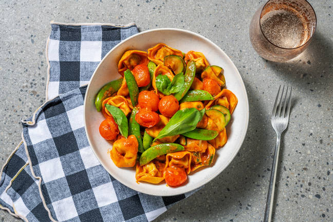 Tortelloni i krämig calabresesås