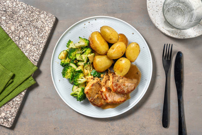 Fläskytterfilé och krämig senapssås