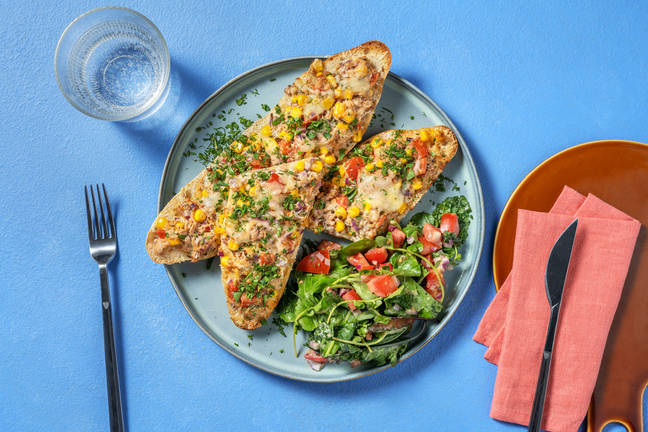 Zelfgemaakte tuna melts op demi-baguette