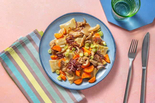 Gemüse-Maultaschen-Pfanne mit Austernpilzen
