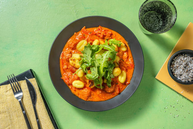 Gnocchi i kremet tomatsaus