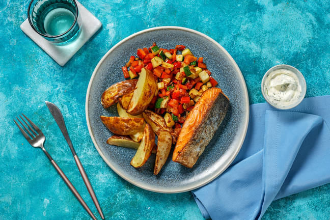 Zalmfilet met dillemayonaise en aardappelpartjes
