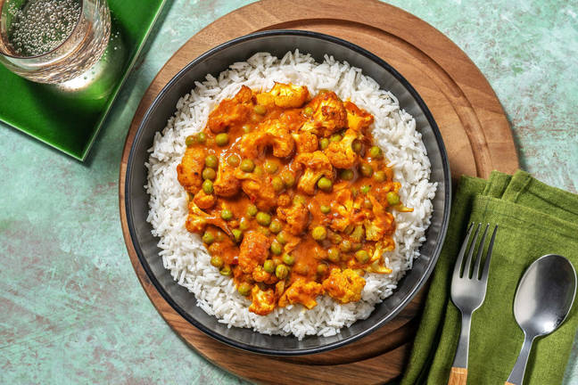 Creamy Cauliflower and Pea Tikka Masala