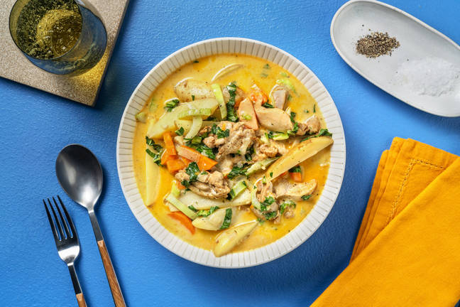 Soupe au poulet au lait de coco