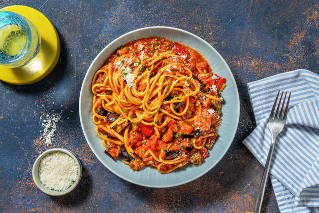 Rapid Roasted Pepper and Aubergine Linguine