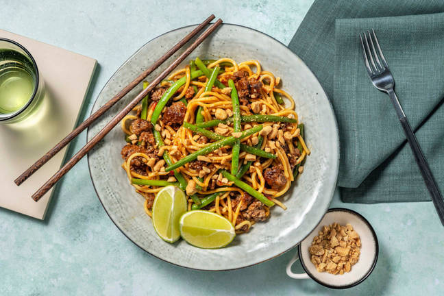 Sticky Sweet Chilli Beef Noodles
