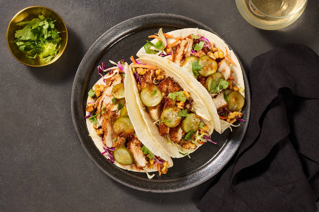 Tacos de poulet frit asiatiques