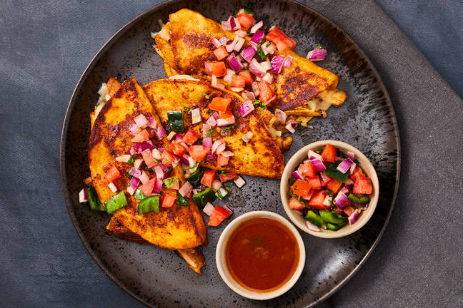 Tacos birria au poulet braisé et fromage