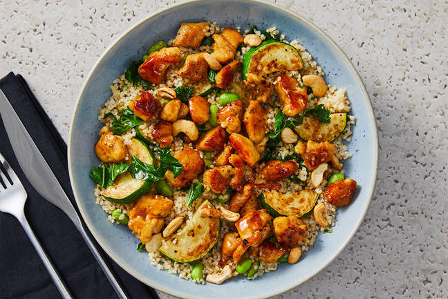 Apricot-and-Toasted Cashew Chicken Bowls