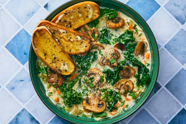 Carb Smart Cream of Mushroom and Kale Soup