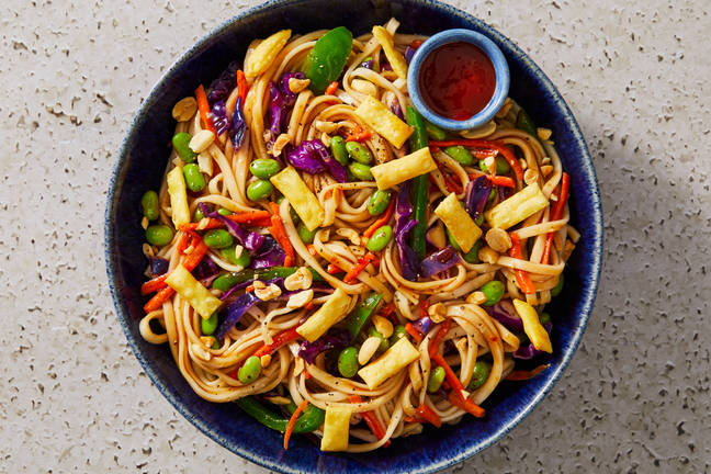 Bell Pepper & Edamame Lo Mein