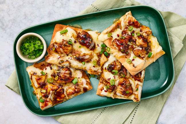 Cheesy Onion & Garlic Chicken Flatbreads