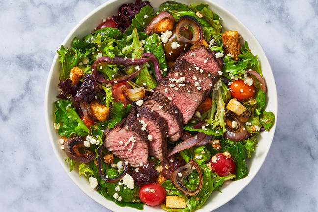 Steak Salad with Blue Cheese & Griddled Onion