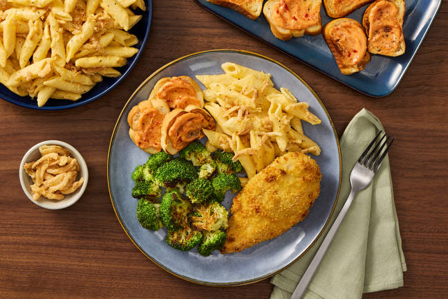 Southwest Cheddar-Panko Chicken & Mac ’n’ Cheese