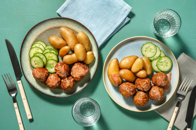 Köttbullar och brunsås 