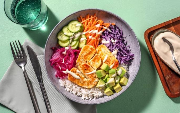 Bols arc-en-ciel à l’haloumi au harissa