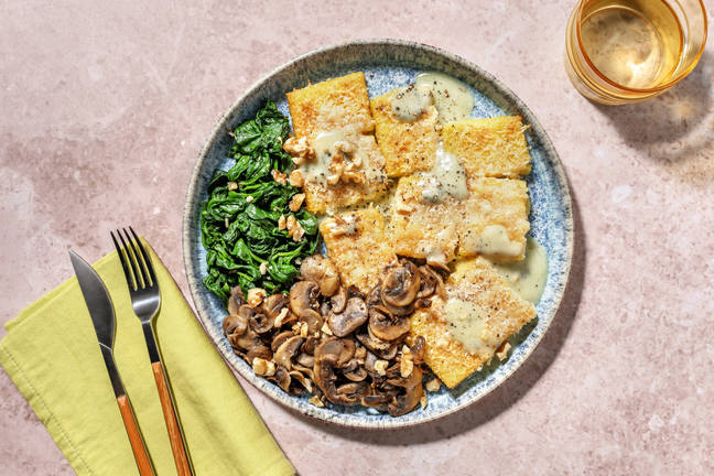 Polenta paesana al Gorgonzola Dop e funghi