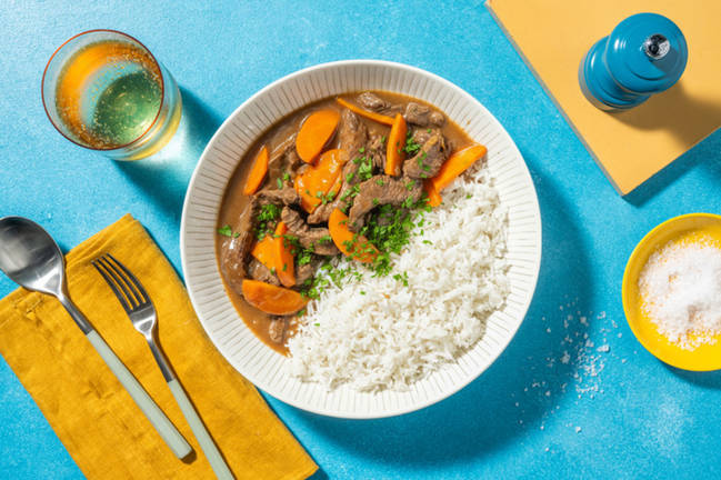 Guiso casero de ternera con verduras