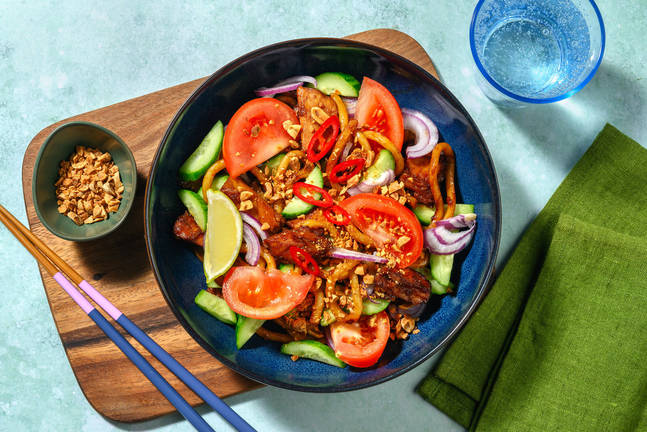 Salade fusion à l'asiatique & émincés végétariens