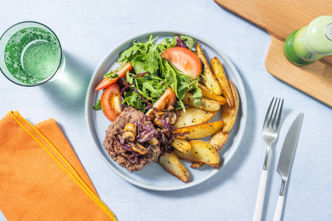 Burger met aardappelpartjes